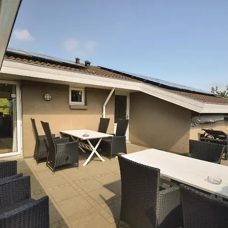 5 Bedroom Pet Friendly In Blavand 펜션 호
