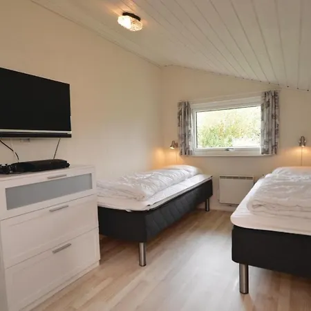 5 Bedroom Pet Friendly In Blavand Dom wakacyjny